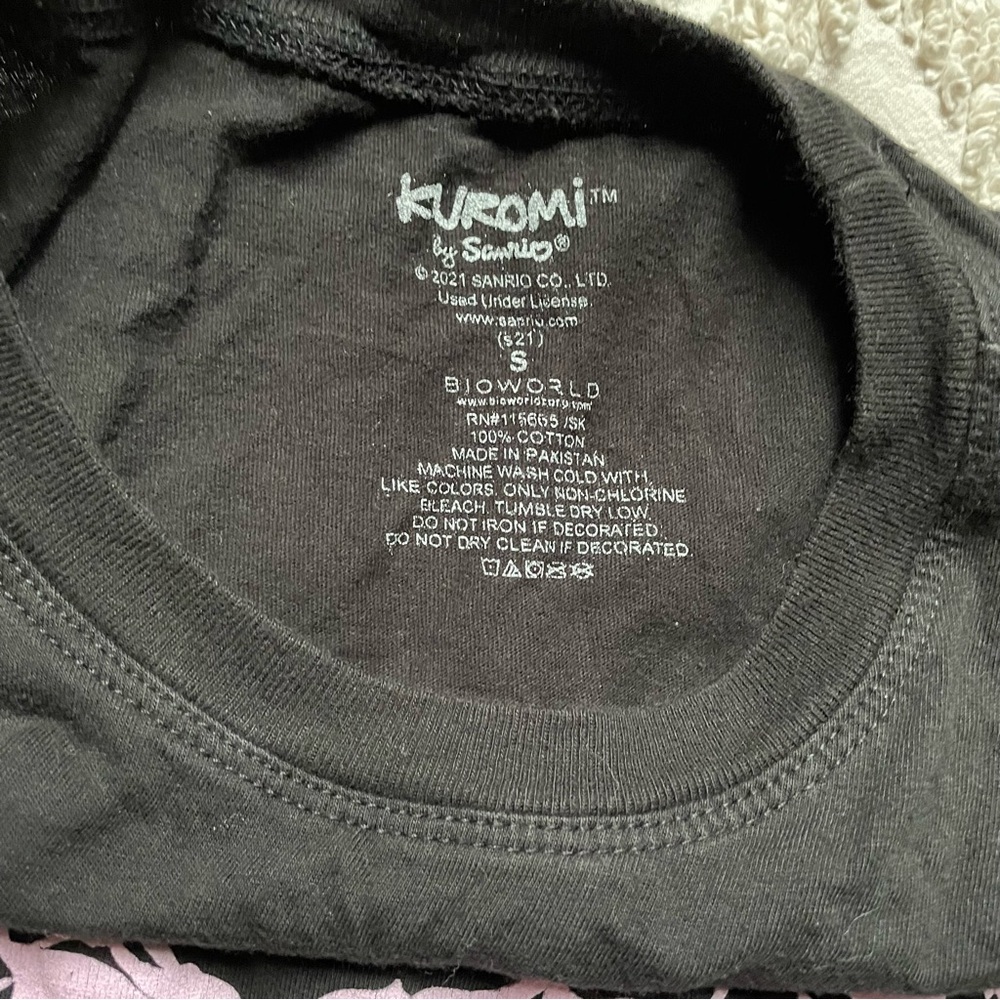 Kuromi Metal Logo tank top small - Picture 3 of 6
